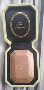 Too Faced Diamond Highlighter